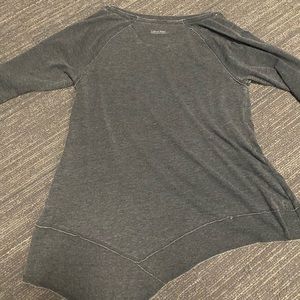 Calvin Klein performance shirt size small